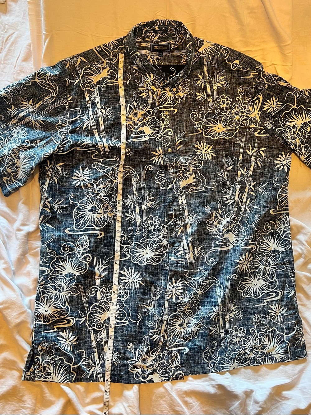 reyn spooner Blue and White Floral & Bamboo Lightweight Shirt